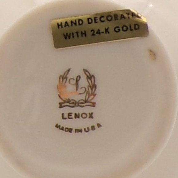 Vintage Lenox Rose Cream and Gold Vase - Picture 11 of 12